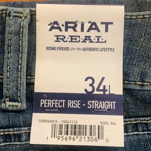 Ladies Ariat REAL Perfect Rise Dephane Straight jean- 34L - (35” inseam)